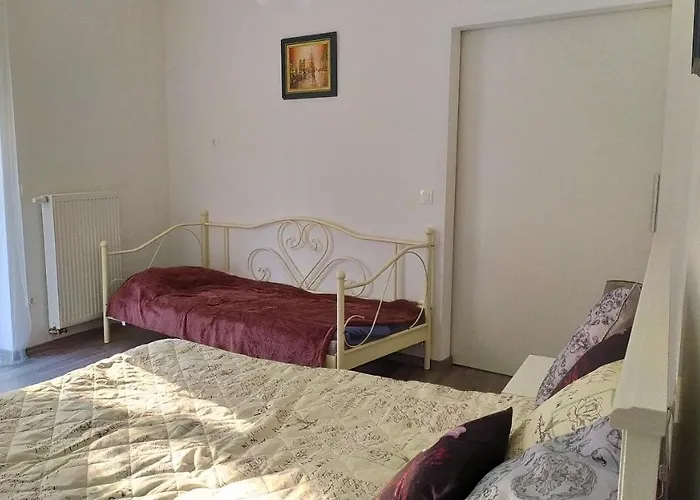 Siraly Apartment
